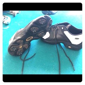 Bite golf shoes size 8